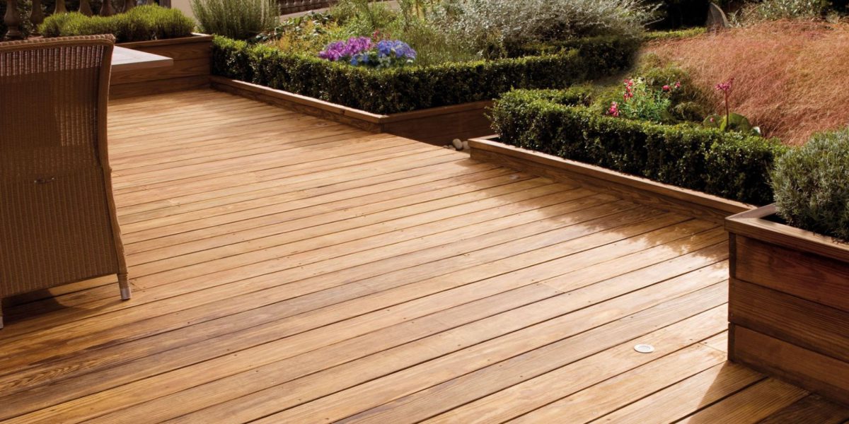 Deck Builder Chicago
